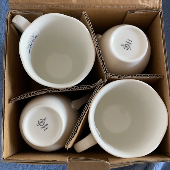 Set of 4 mugs - Picture 2 of 3